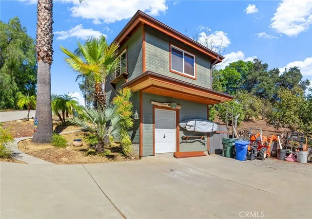 Photo 3 of Single family home for sale at 1832 Camino Rainbow, Fallbrook, CA 92028 | MLS# SW26125133 | Listing updated on 2026-09-27