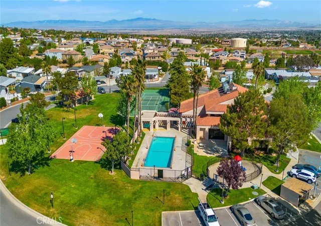 4th image of 40701 Rancho Vista Blvd #15, Palmdale, CA 93551 | MLS# SR26125184