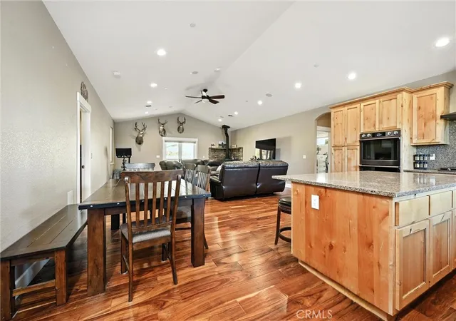 5th image of 9482 Hoberg Dr S, Cobb, CA 95426 | MLS# LC26124732