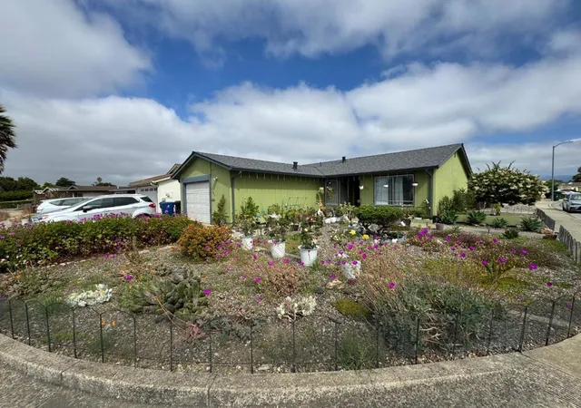 Homes for sale in Watsonville, CA | 623 Delta Wy, Watsonville, CA 95076 | MLS# ML82047437