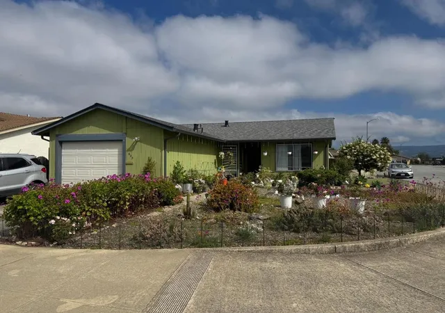 Homes for sale in Watsonville, CA | 623 Delta Wy, Watsonville, CA 95076 | MLS# ML82047437