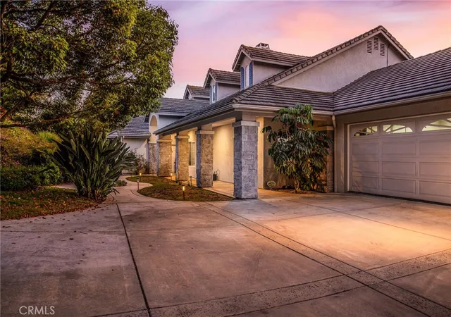 Photo 3 of Single family home for sale at 2771 Dos Lomas, Fallbrook, CA 92028 | MLS# SW26125246 | Listing updated on 2026-06-16