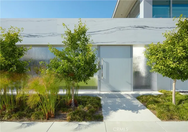 3rd image of 1220 W Bay Ave, Newport Beach, CA 92661 | MLS# NP26093046
