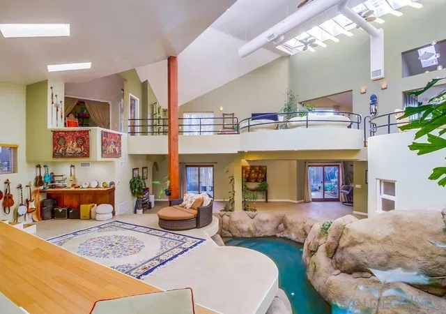 3rd image of 1876 Sefton Pl, San Diego, CA 92107 | MLS# 260013904SD