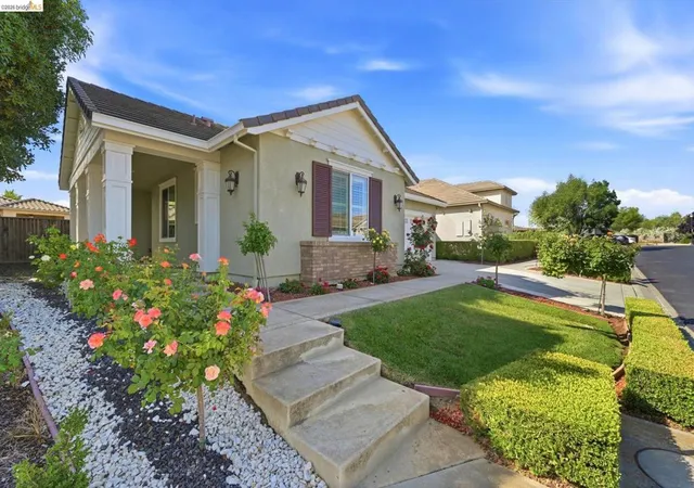 Homes for sale in Discovery Bay, CA | 705 Pardee Ct, Discovery Bay, CA 94505 | MLS# 41137674