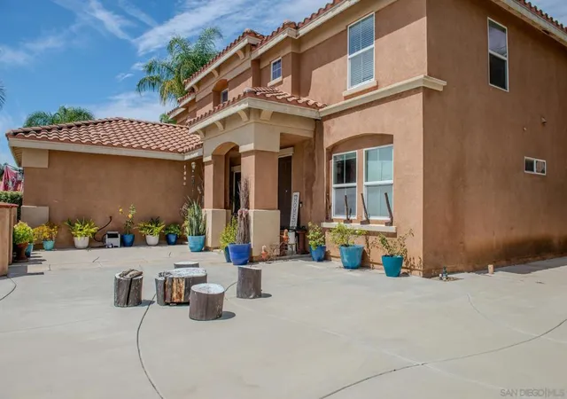 Photo 3 of Sale Pending at 33567 Magnetite, Menifee, CA 92584 | MLS# 260013909SD | Listing updated on 2026-07-01