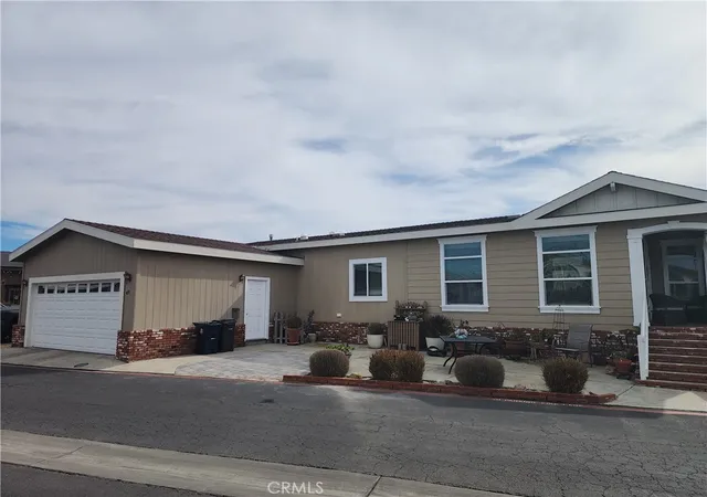 2nd image of 19361 Brookhurst #49, Huntington Beach, CA 92646 | MLS# OC26125389