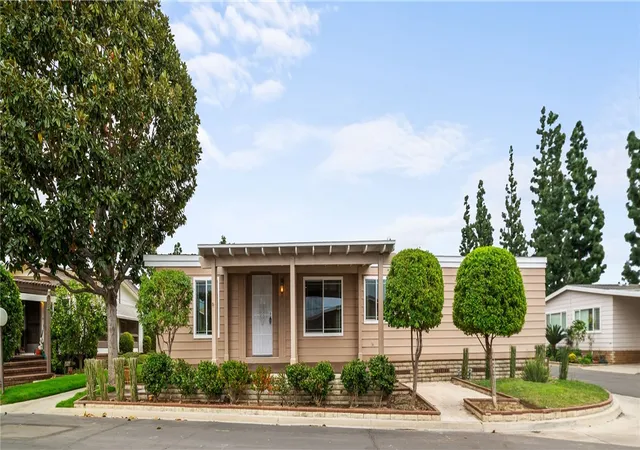 Homes for sale in Placentia, CA | 215 Lakepark, Placentia, CA 92870 | MLS# OC26125435