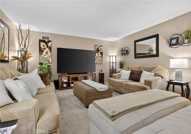 Photo 3 of Single family home for sale at 9301 Lasaine, Northridge, CA 91325 | MLS# SR26125348 | Listing updated on 2026-10-04