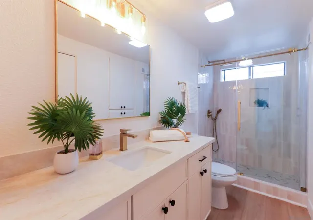 4th image of 10 Morena #8, Irvine, CA 92612 | MLS# 260013929SD