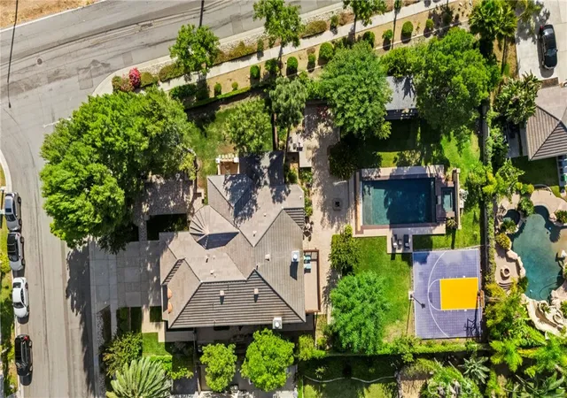 4th image of 605 Jocelyn Shelby Wy, Corona, CA 92881 | MLS# IV26125637
