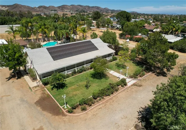 Photo 3 of Single family home for sale at 21360 Como, Wildomar, CA 92595 | MLS# OC26125300 | Listing updated on 2026-09-25