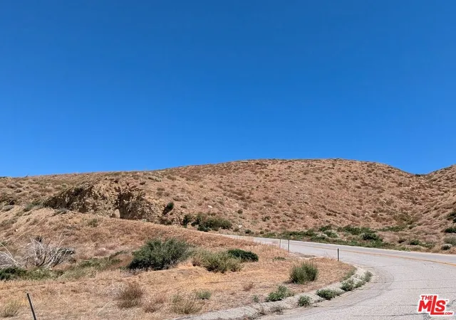 1st image of 175 175, Llano, CA 93544 | MLS# 26844887
