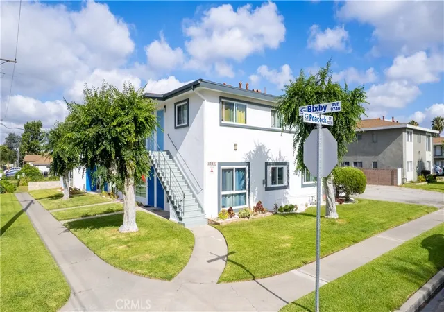 3rd image of 12221 Peacock Ct, Garden Grove, CA 92841 | MLS# NP26125682