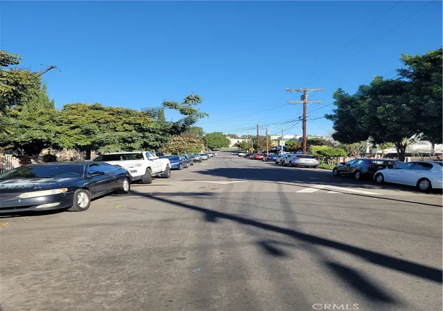Photo 3 of House for sale at 1757 S New England, Los Angeles, CA 90006 | MLS# DW26125775 | Listing updated on 2026-06-10