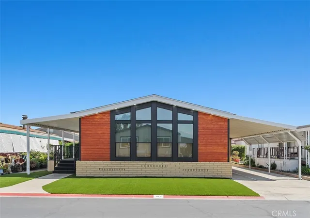 3rd image of 1456 E Philadelphia St Spc 160, Ontario, CA 91761 | MLS# IV26125731