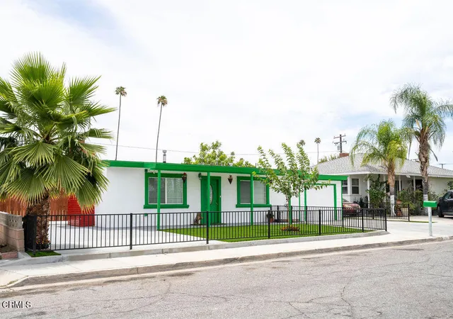 Photo 2 of Single family home for sale at 364 Monte Vista Way, Hemet, CA 92544 | MLS# P1-27535 | Listing updated on 2026-06-18