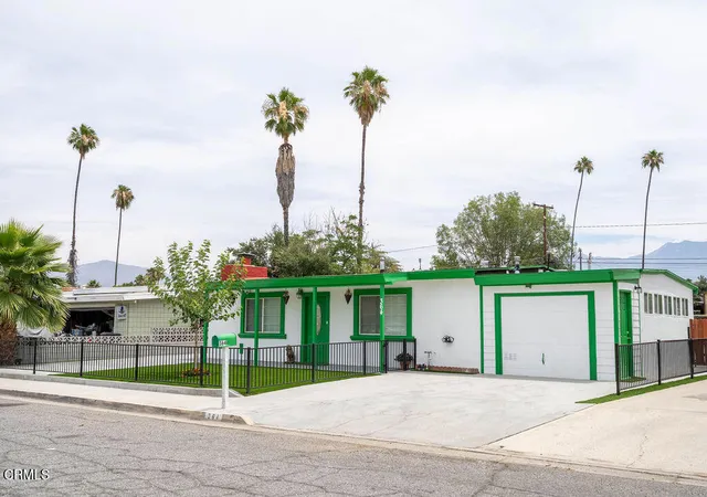 Photo 3 of Single family home for sale at 364 Monte Vista Way, Hemet, CA 92544 | MLS# P1-27535 | Listing updated on 2026-06-18