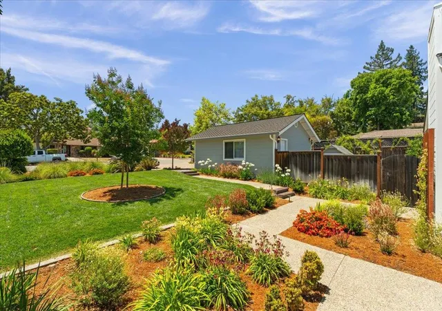Homes for sale in Saratoga, CA | 20675 Verde Vista Ln, Saratoga, CA 95070 | MLS# ML82050376