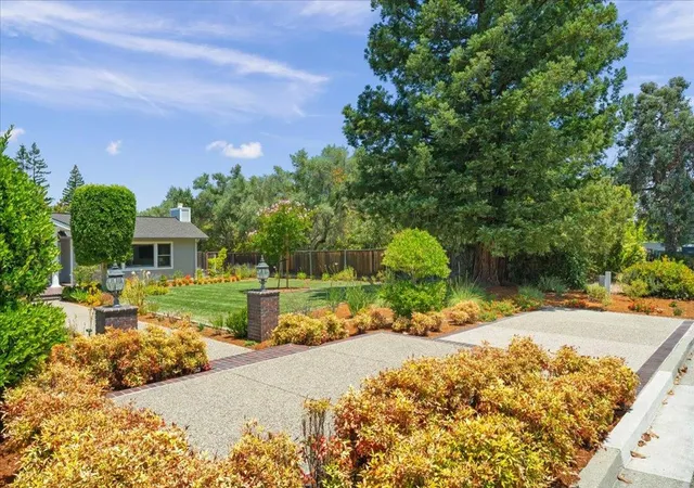 Homes for sale in Saratoga, CA | 20675 Verde Vista Ln, Saratoga, CA 95070 | MLS# ML82050376