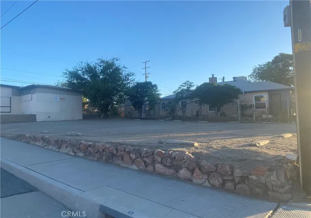 1st image of 200 S 1st, Barstow, CA 92311 | MLS# DW26124938