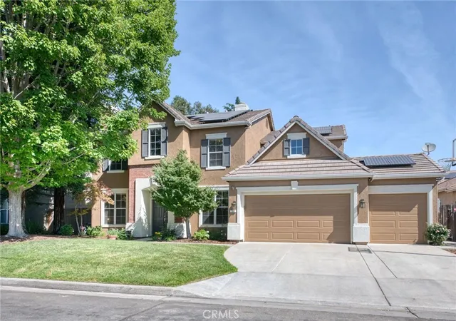 Homes for sale in Fresno, CA | 2612 E Shea Dr, Fresno, CA 93720 | MLS# FR26124530