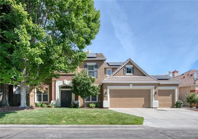Homes for sale in Fresno, CA | 2612 E Shea Dr, Fresno, CA 93720 | MLS# FR26124530