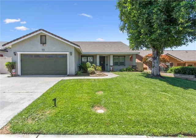 Homes for sale in Yucaipa, CA | 35653 Oak Creek, Yucaipa, CA 92399 | MLS# IG26125839