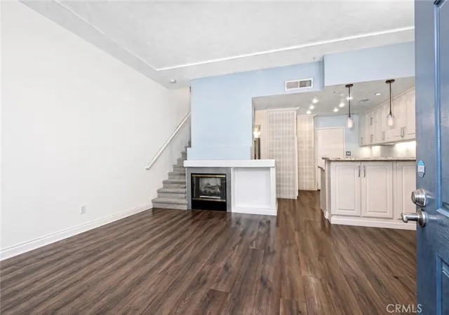 Photo 1 of Townhouse for sale at 67 Carlsbad, Aliso Viejo, CA 92656 | MLS# OC26124330 | Listing updated on 2026-10-12