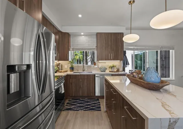 5th image of 404 Bonair St, La Jolla, CA 92037 | MLS# 260013959SD