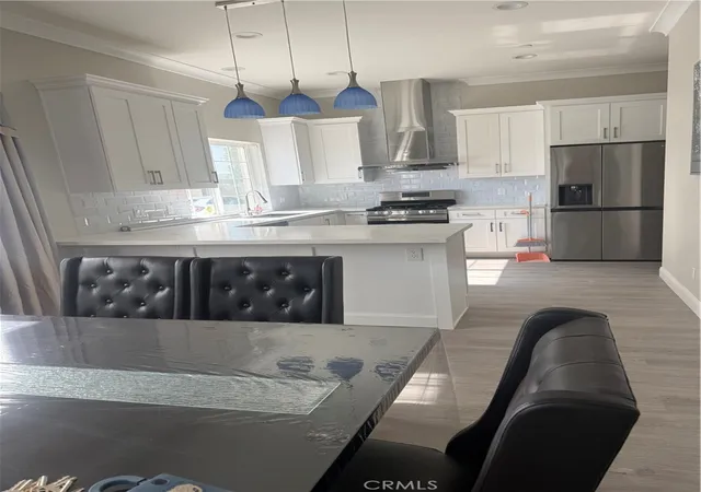 Listing Photo 4 - Condo for sale in building located at 8102 Graves Ave, Rosemead, CA 91770