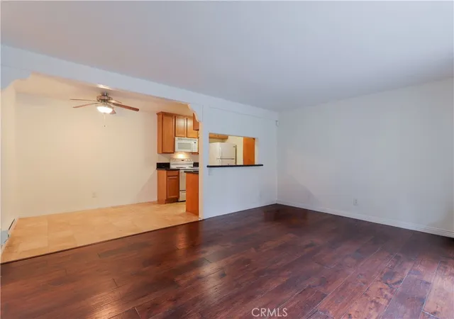 3rd image of 23310 Marigold #U-103, Torrance, CA 90502 | MLS# PW26124170