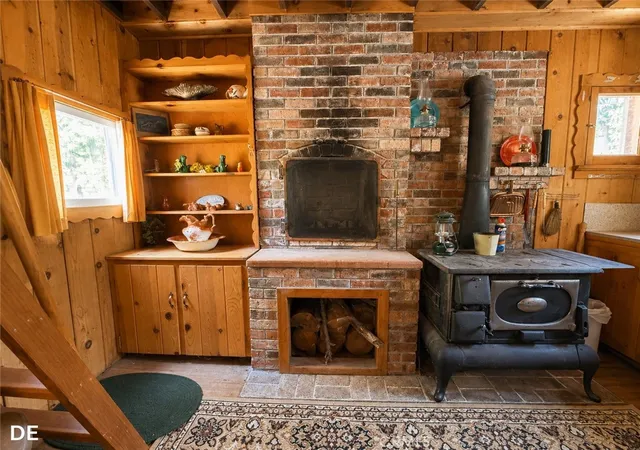 4th image of 52915 Forest Route 4S02, Idyllwild, CA 92549 | MLS# IV26125827