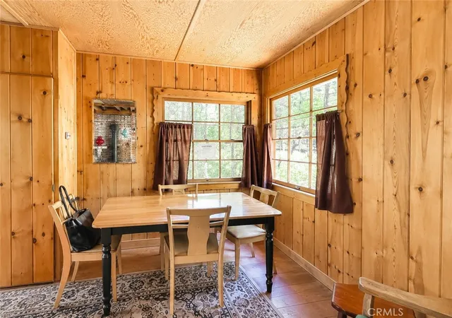 5th image of 52915 Forest Route 4S02, Idyllwild, CA 92549 | MLS# IV26125827