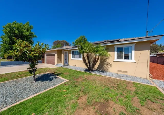 Photo 4 of Sale Pending at 943 S Anza St, El Cajon, CA 92020 | MLS# PTP2604438 | Listing updated on 2026-06-18