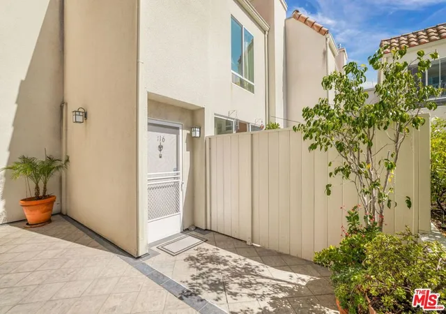 4th image of 4242 Stansbury Ave #116, Sherman Oaks, CA 91423 | MLS# 26844753