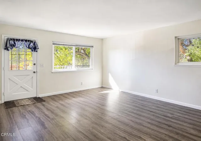 Homes for sale in Ventura, CA | 1107 Carlsbad Pl, Ventura, CA 93003 | MLS# V1-36903