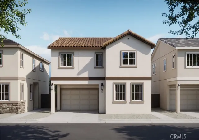 Photo 2 of Sale Pending at 33535 Mission Trl, Lake Elsinore, CA 92530 | MLS# OC26125944 | Listing updated on 2026-10-05