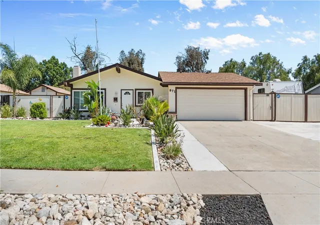 Homes for sale in Corona, CA | 871 W Francis, Corona, CA 92882 | MLS# IG26125925