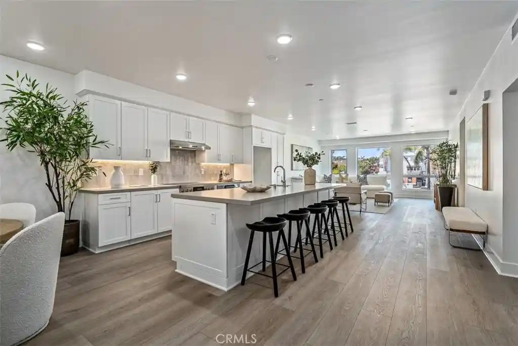 Listing Photo 1 - Condo for sale in 24722 Del Prado located at 24722 Del Prado, Dana Point, CA 92629 - Unit #302