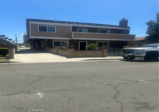 Multi family home for sale at 7782 Newman Ave, Huntington Beach, CA 92647 | MLS# WS26096902