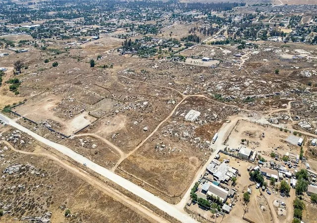 2nd image of 19 Lukens, Perris, CA 92570 | MLS# TR26126022