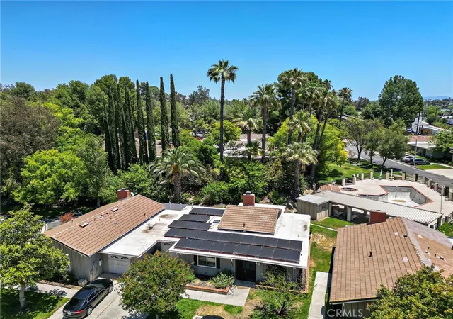 Photo 2 of Condo for sale at 38750 Via Las Flores, Murrieta, CA 92563 | MLS# SW26112793 | Listing updated on 2026-10-08