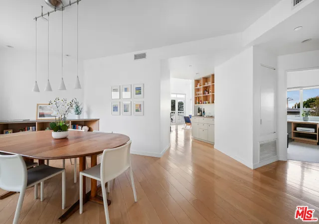 Photo 3 of Condo for sale at 2913 3rd Street #304, Santa Monica, CA 90405 | MLS# 26845159 | Listing updated on 2026-09-17