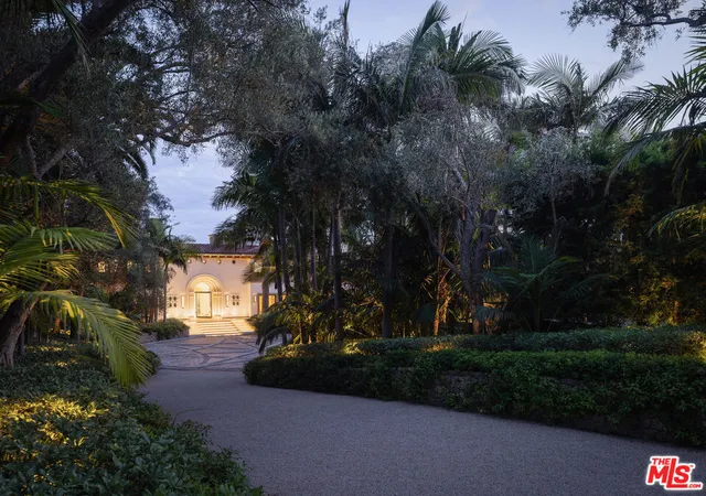 Photo 3 of Mansion for sale at 26848 Pacific Coast Hwy, Malibu, CA 90265 | MLS# 26839373 | Listing updated on 2026-06-18