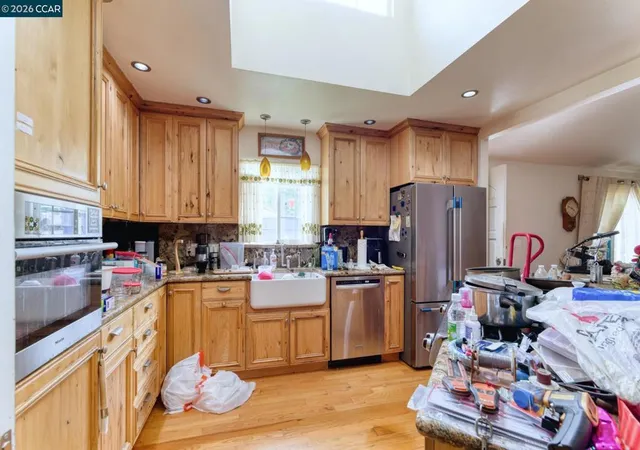 Homes for sale in Martinez, CA | 457 Gilda Ave, Martinez, CA 94553 | MLS# 41137753