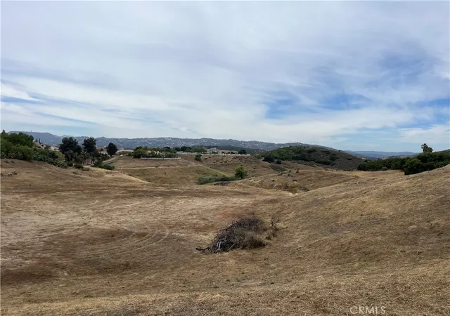 Photo 2 of Land for sale at 41165 Calle De Suenos, Murrieta, CA 92562 | MLS# SW26125399 | Listing updated on 2026-06-10