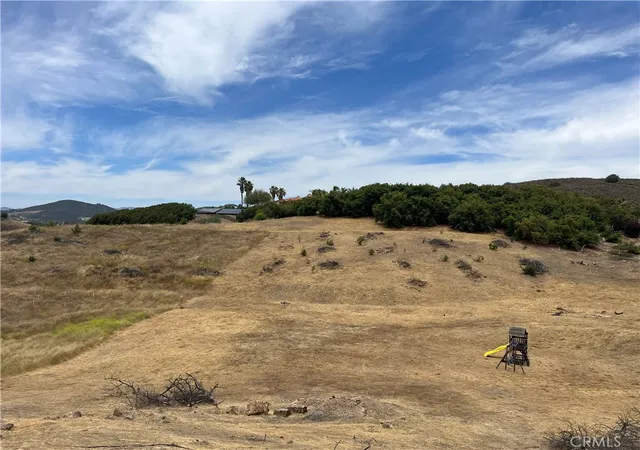 Photo 4 of Land for sale at 41165 Calle De Suenos, Murrieta, CA 92562 | MLS# SW26125399 | Listing updated on 2026-06-10