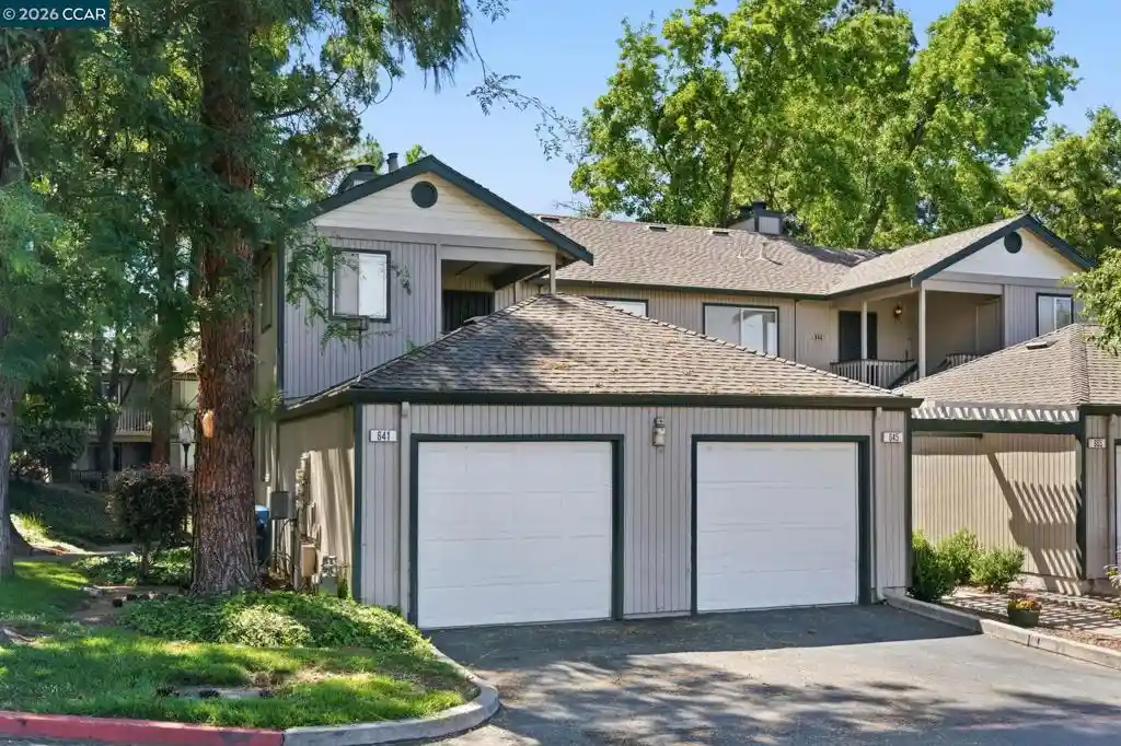 Listing Photo 1 - Condo for sale in 641 Chadwick Ln located at 641 Chadwick Ln, Bay Point, CA 94565 - Unit 641 Chadwick Ln