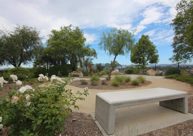 4th image of 445 Poets Square, Fallbrook, CA 92028 | MLS# NDP2605558